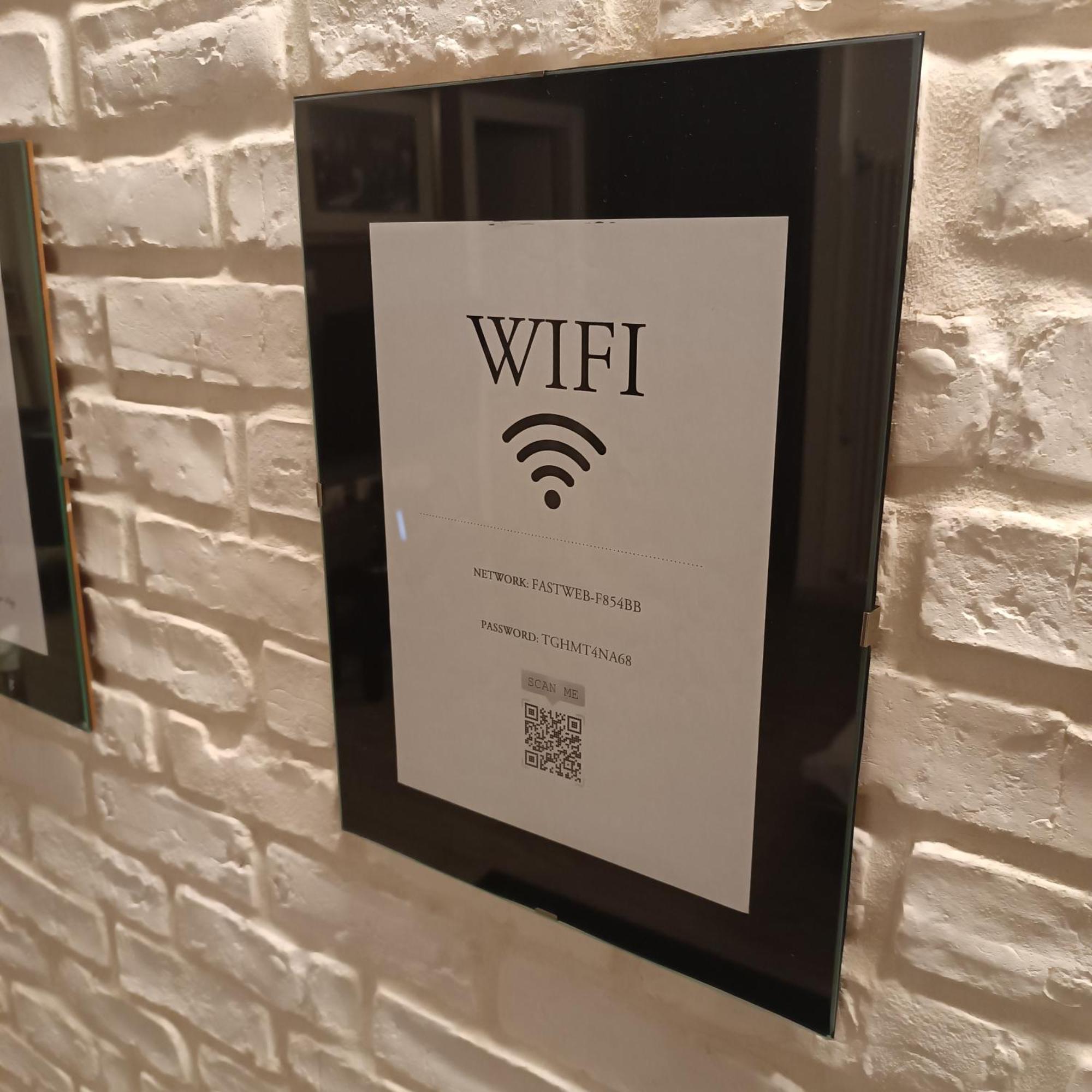 White Apartment Рим Екстериор снимка